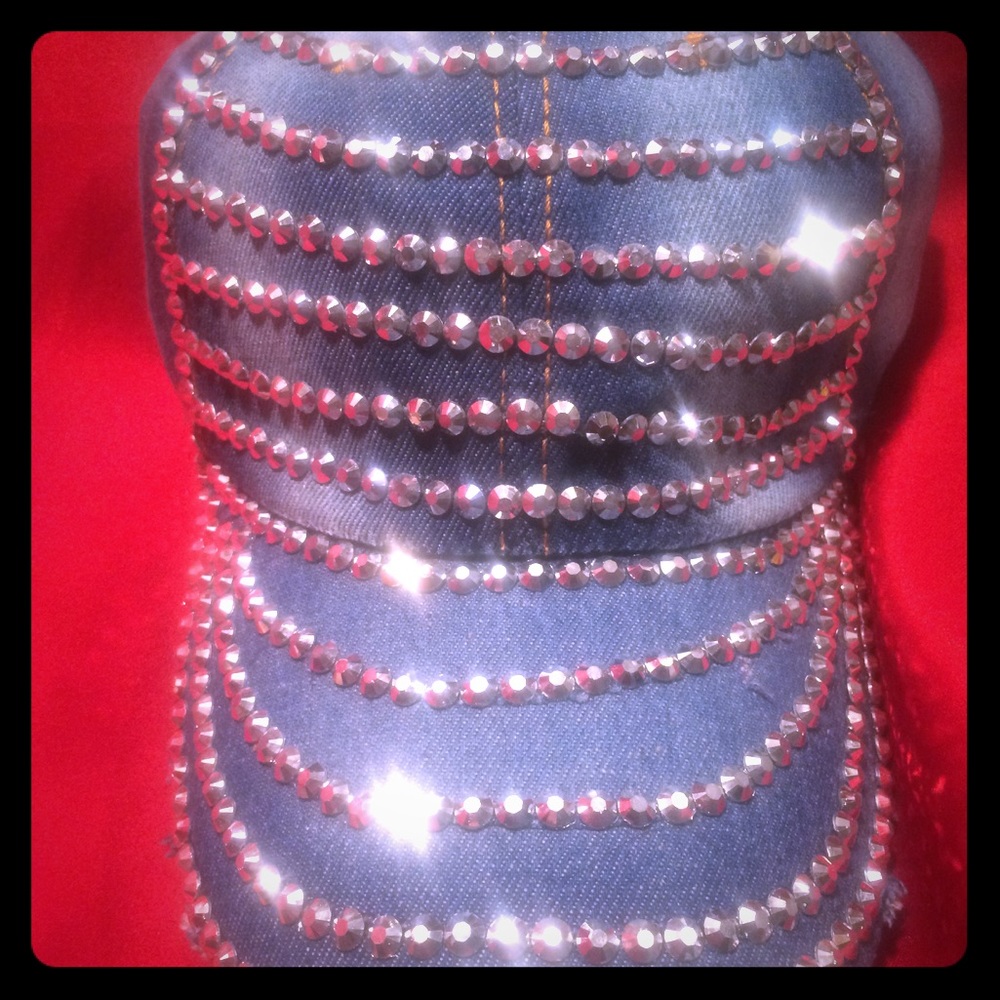 ✨✨Jean cap bursting with rhinestones✨